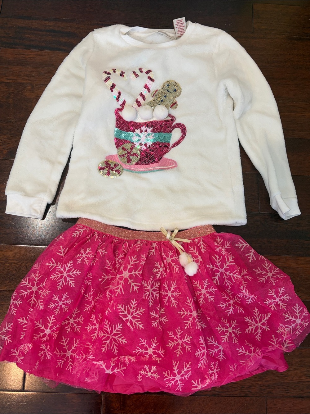Cynthia Rowley Sequin Pink Teacup Holiday Patch with Candy Canes and Gingerbread